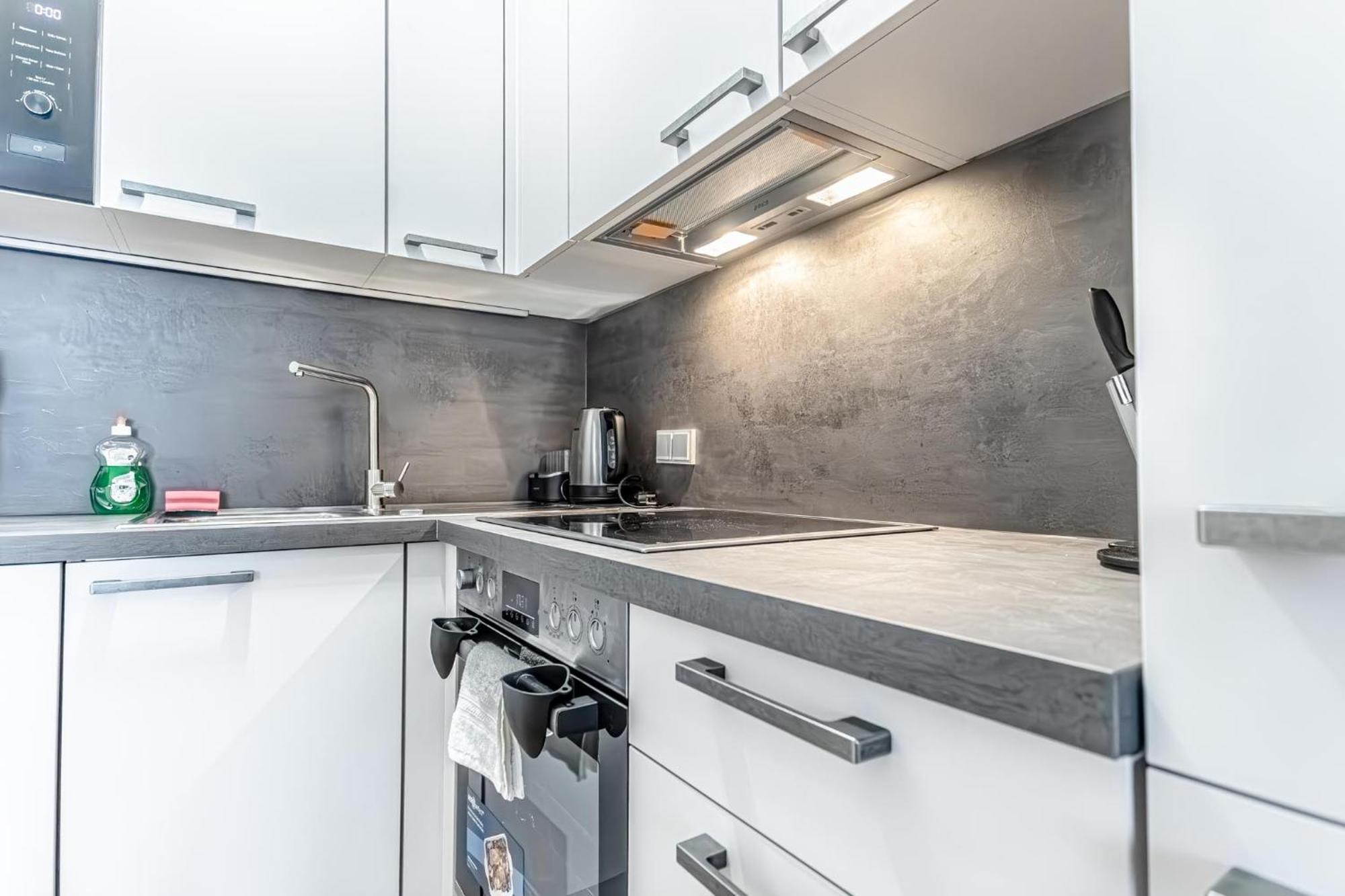 Ferienwohnung Charming 1Br, Steps From Reumannplatz U1 Wien Exterior foto